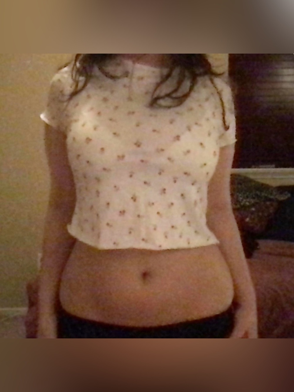 Crop top with roses